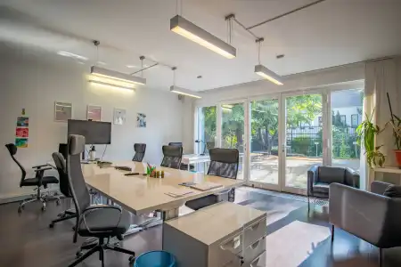 Kiadó irodaházban B, B+ kat., Budapest, II. kerület 3+1 szoba 103 m² 558 E Ft/hó + Áfa