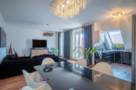 Kiadó téglalakás, Budapest, IX. kerület 3 szoba 76 m² 490 E Ft/hó